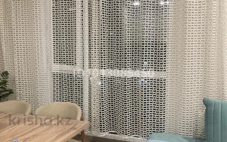 2-комнатная квартира · 53 м² · 8/17 этаж, Е430 4 за 300 000 ₸ в Астане, Нура р-н — фото 2