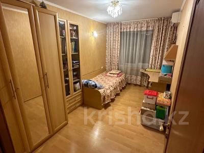 3-комнатная квартира, 58 м², 4/4 этаж, мкр Сайран за 27.5 млн 〒 в Алматы, Ауэзовский р-н