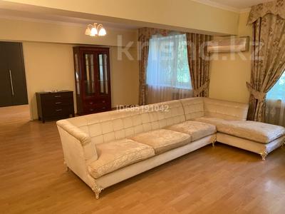 Аренда квартир в Алматы: 5-комнатная квартира · 180 м² · 2/5 этаж, мкр Самал-1 за 850 000 〒 5-комнатная квартира · 180 м² · 2/5 этаж, мкр Самал-1 за 850 000 〒 в Алматы, Медеуский р-н