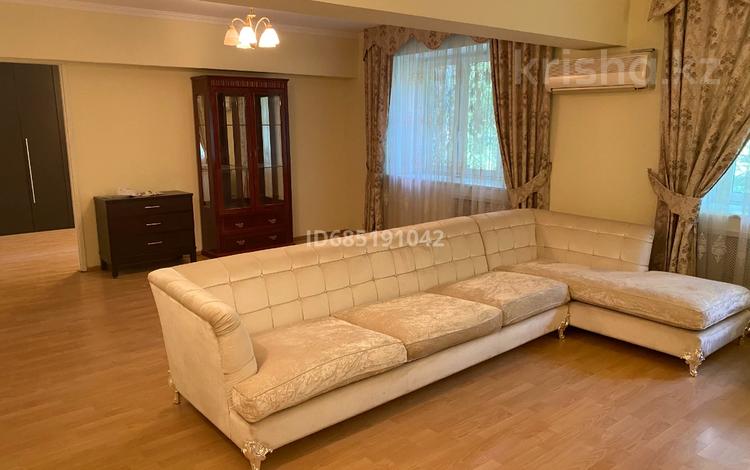 5-комнатная квартира · 180 м² · 2/5 этаж, мкр Самал-1 за 850 000 〒 в Алматы, Медеуский р-н — фото 2