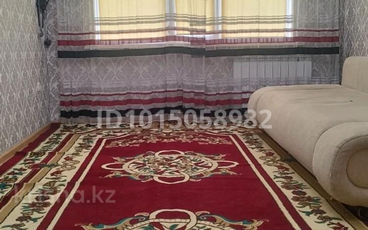 2-бөлмелі пәтер · 60 м² · 4/5 қабат, Байтурсынова 10 — Тауке хана Байтурсынова, бағасы: 200 000 ₸ в Шымкенте, Аль-Фарабийский р-н — фото 2
