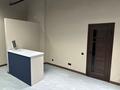 Свободное назначение, магазины и бутики · 10 м² за 100 000 ₸ в Астане, Есильский р-н — фото 3