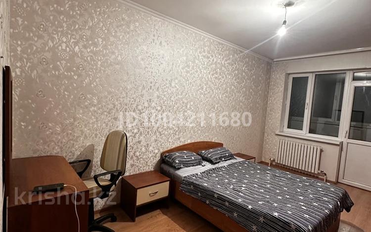 2-комнатная квартира · 67.5 м² · 9/16 этаж, Ильяс Омарова 15 за 250 000 ₸ в Астане, Есильский р-н — фото 11