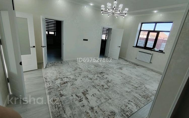 Жеке үй · 4 бөлме · 200 м² · 8 жүзд., Бәйтерек 1, бағасы: 35 млн ₸ в  — фото 2