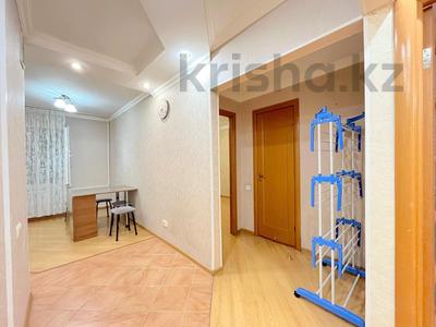 4-комнатная квартира, 82 м², 3/5 этаж, Жандосова — Розыбакиева за 56 млн 〒 в Алматы, Бостандыкский р-н