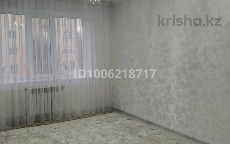 2-бөлмелі пәтер · 56 м² · 3/5 қабат, Алтынсарина 33, бағасы: 15 млн ₸ в Актобе, мкр. Курмыш — фото 2