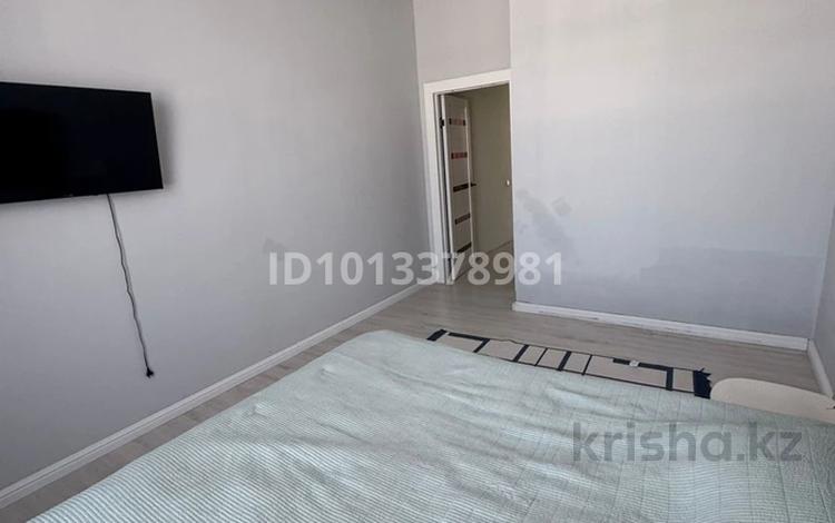 3-бөлмелі пәтер · 85 м² · 12/16 қабат, Санжара Асфендиярова 2, бағасы: 400 000 ₸ в Астане, Нура р-н — фото 2