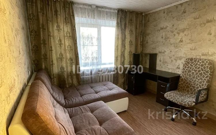 1-комнатная квартира · 32 м² · 3/5 этаж, Проспект Назарбаева 14 за 150 000 ₸ в Усть-Каменогорске — фото 6