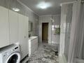 4-бөлмелі пәтер · 132.7 м² · 3/5 қабат, Шарипова 34а, бағасы: 70 млн ₸ в Атырау — фото 49