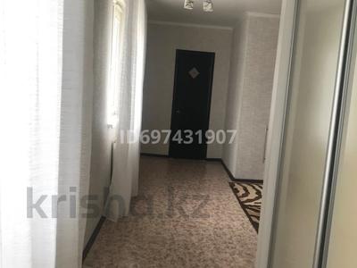 Отдельный дом · 3 комнаты · 200 м² · 13 сот., Асанбаева 59 — 12 мкр за 23 млн 〒 в Житикаре