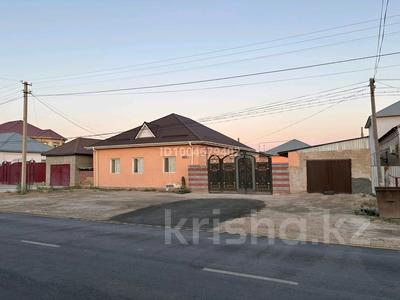 Отдельный дом · 3 комнаты · 150 м² · 10 сот., Сейткасым Жунисова 34 — Хан шатыр за 28 млн ₸ в 