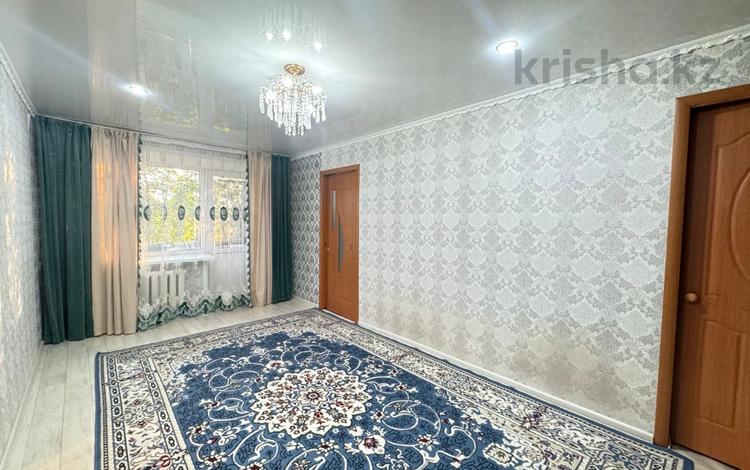 2-комнатная квартира · 44 м² · 3/5 этаж, бульвар Независимости за 7.3 млн ₸ в Темиртау — фото 2