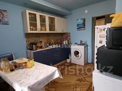 1-комнатная квартира · 38 м² · 5/5 этаж, Сатпаева 4а за 10 млн 〒 в Атырау, мкр Авангард-4