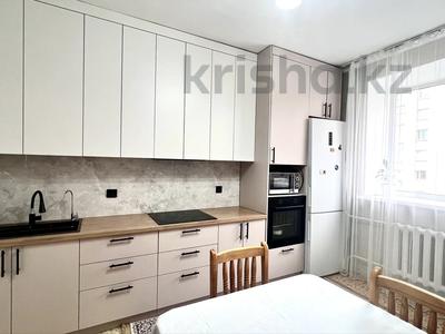 3-бөлмелі пәтер · 82 м² · 4/10 қабат, Дукенулы 37/2 — Около рынка Асем Сарыарка, бағасы: 40 млн ₸ в Астане, Сарыарка р-н
