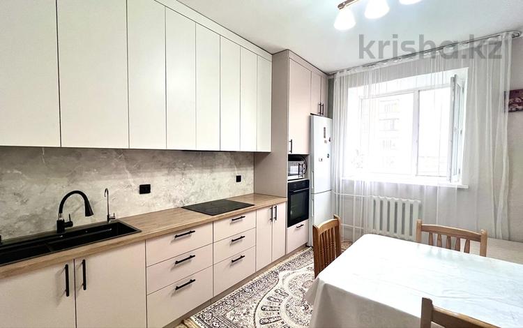 3-комнатная квартира · 82 м² · 4/10 этаж, Дукенулы 37/2 — Около рынка Асем Сарыарка за 39.9 млн ₸ в Астане, Сарыарка р-н — фото 16