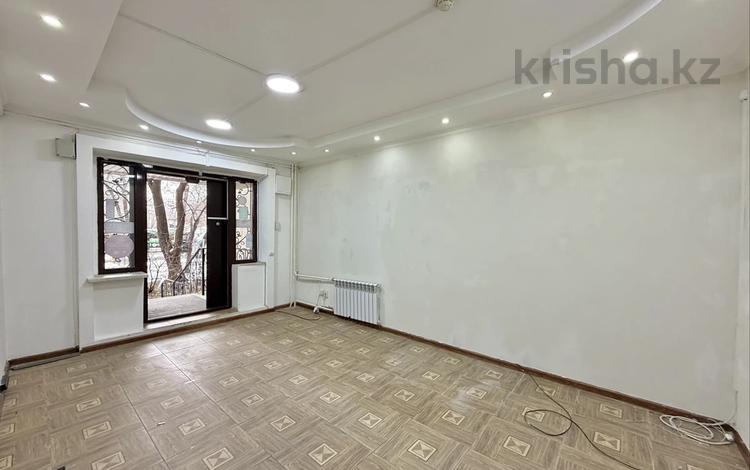 Свободное назначение, офисы, магазины и бутики, медцентры и аптеки, образование, развлечения, кабинеты и рабочие места · 70 м² за 700 000 〒 в Алматы, Алмалинский р-н — фото 26