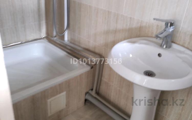 2-бөлмелі пәтер · 32 м² · 2/2 қабат, мкр Калкаман-2, бағасы: 130 000 ₸ в Алматы, Наурызбайский р-н — фото 2