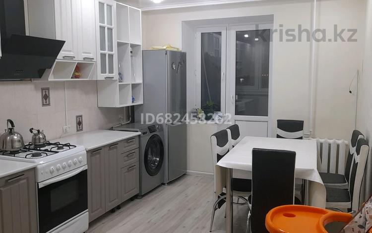 3-комнатная квартира · 81 м² · 7/10 этаж, мкр Женис 7 за 29.9 млн 〒 в Уральске — фото 2