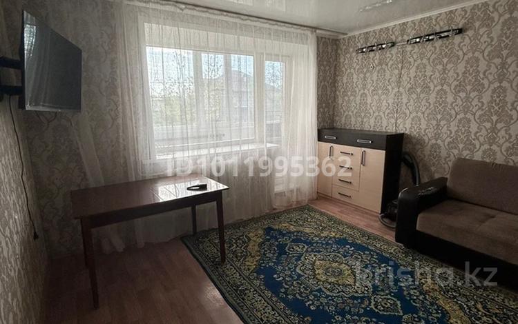 1-комнатная квартира · 36 м² · 2/5 этаж, Садовая ул. 51 за 140 000 ₸ в Костанае — фото 2