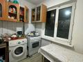2-комнатная квартира · 45 м² · 4/4 этаж, мкр №3 5 — Пересечение Саина -Улугбека, развитая транспортная развязка позволяет добраться в любую часть города, но сам дом находится вдали от магистралей, панельный дом 1963 года, тёплая и сухая квартира без сврлсти, крыша не протекает, можно заселиться и жить без дополнительных вложений, поастиковые окная в балконе вместительный сухой шкаф, , во дворе близко продутовые магазины , удобная парковка, рядом школы, детские сады, аптеки, кафе, 9 минут до рынка Сары арка, , напоотив 3 микрорайона находится бизнес колледж, документы в порядке, всё остави, заходите и живите., рядом Нархоз и университет КазГАСА за 26.6 млн ₸ в Алматы, Ауэзовский р-н