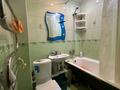 2-комнатная квартира · 45 м² · 4/4 этаж, мкр №3 5 — Пересечение Саина -Улугбека, развитая транспортная развязка позволяет добраться в любую часть города, но сам дом находится вдали от магистралей, панельный дом 1963 года, тёплая и сухая квартира без сврлсти, крыша не протекает, можно заселиться и жить без дополнительных вложений, поастиковые окная в балконе вместительный сухой шкаф, , во дворе близко продутовые магазины , удобная парковка, рядом школы, детские сады, аптеки, кафе, 9 минут до рынка Сары арка, , напоотив 3 микрорайона находится бизнес колледж, документы в порядке, всё остави, заходите и живите., рядом Нархоз и университет КазГАСА за 26.6 млн ₸ в Алматы, Ауэзовский р-н — фото 2
