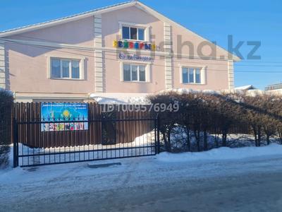 Жеке үй · 11 бөлме · 815 м² · 10 жүзд., Егизбаева 121, бағасы: 170 млн ₸ в Уральске
