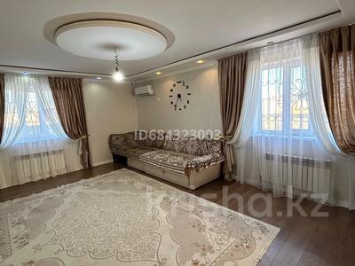 Продажа домов и дачи в Туркестанской обл.: Дача · 5 комнат · 200 м² · 6 сот., Оралман, Улица Ойыл 30 — Кентауская трасса за 38.5 млн 〒 Дача · 5 комнат · 200 м² · 6 сот., Оралман, Улица Ойыл 30 — Кентауская трасса за 38.5 млн 〒 в Туркестане