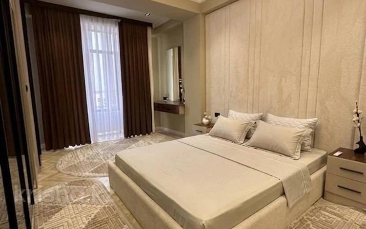 3-комнатная квартира · 90 м² · 7/9 этаж, Абая за 650 000 ₸ в Алматы, Бостандыкский р-н — фото 2