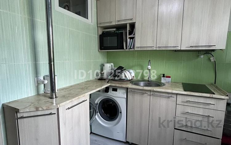 2-комнатная квартира · 47 м² · 5/5 этаж, Майкудук, 12-шағынаудан 47 — Рядом остановка, ТД Восток, Ресторан Абиба за 9.5 млн ₸ в Караганде, Алихана Бокейханова р-н — фото 2