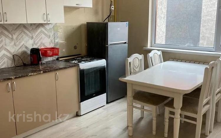 1-комнатная квартира · 50 м² · 8/10 этаж, Жунисова — ул. Толе би за 24.5 млн ₸ в Алматы, Наурызбайский р-н — фото 2