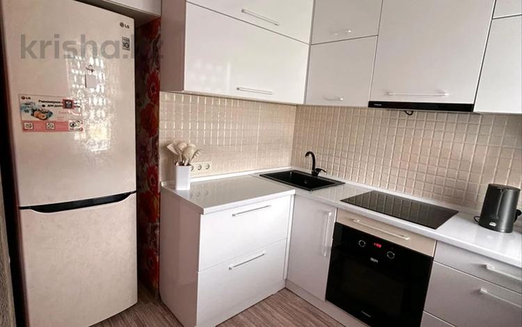 3-бөлмелі пәтер · 61.8 м² · 5/5 қабат, Мкр. 5 21 — Этаж 5, бағасы: 12 млн ₸ в Степногорске — фото 3