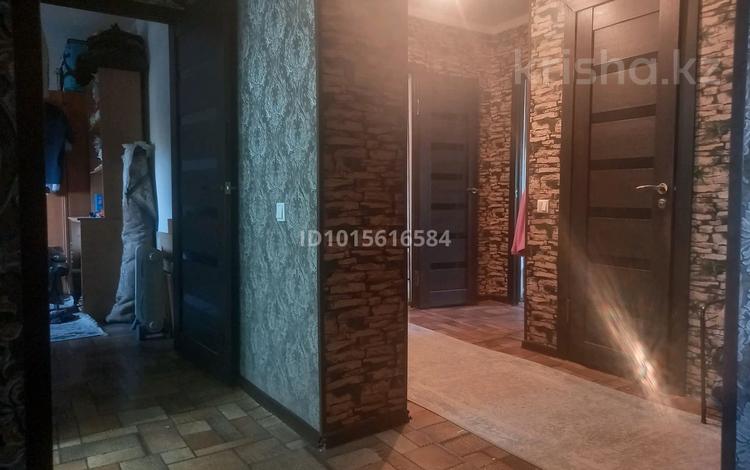 4-комнатная квартира · 70 м², Ақиық 11 — Журба мектебіне қарсы бетте за 15 млн ₸ в Арыси — фото 2