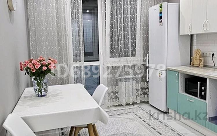 1-бөлмелі пәтер · 41 м² · 6/12 қабат, мкр Жетысу-1 28А, бағасы: 300 000 ₸ в Алматы, Ауэзовский р-н — фото 9
