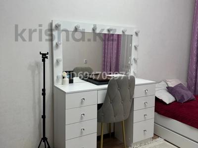 3-комнатная квартира · 65 м² · 1/10 этаж, Майкудук, Мкр Голубые пруды 18 за 24.5 млн ₸ в Караганде, Алихана Бокейханова р-н