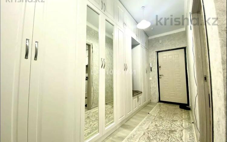 1-комнатная квартира · 50 м² · 5/12 этаж, Кошкарбаева 1140 за 200 000 ₸ в  — фото 2