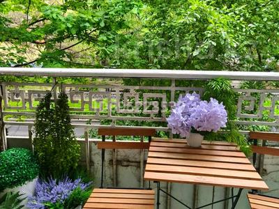 1-комнатная квартира · 40 м² · 2/4 этаж, Валиханова 137 — Курмангазы за 15 000 〒 в Алматы, Медеуский р-н