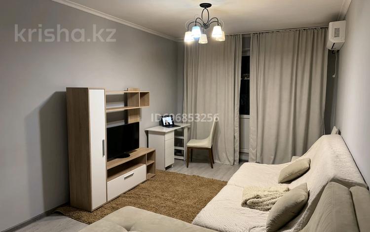 2-комнатная квартира · 58 м² · 3/4 этаж, Розыбакиева 188 — Жандосова за 310 000 ₸ в Алматы, Бостандыкский р-н — фото 9