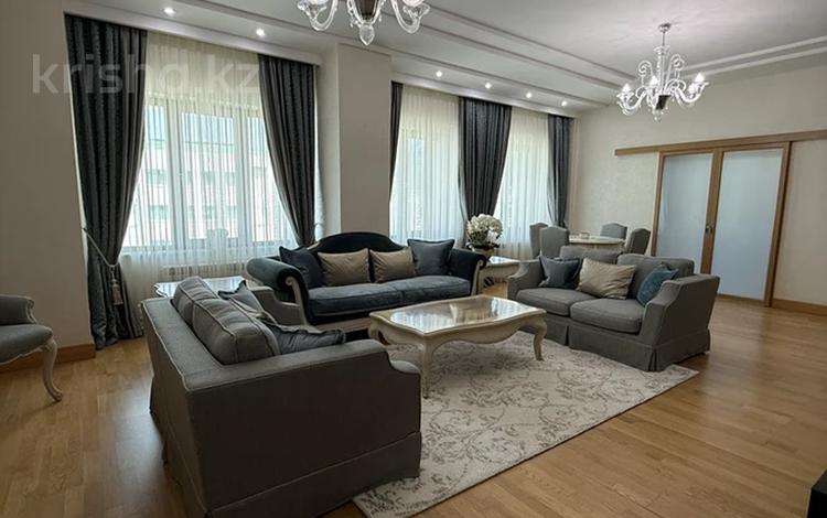 6-бөлмелі пәтер · 266.3 м² · 8/8 қабат, Кабанбай Батыра 13, бағасы: 195 млн ₸ в Астане, Нура р-н — фото 2