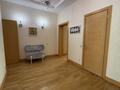 6-бөлмелі пәтер · 266.3 м² · 8/8 қабат, Кабанбай Батыра 13, бағасы: 195 млн ₸ в Астане, Нура р-н — фото 23