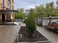 3-комнатная квартира · 120 м² · 1/4 этаж, ул. Анатолия Скоробогатова 111 за 400 000 〒 в Уральске, мкр Школьник