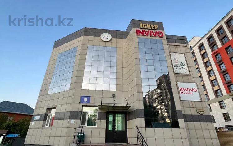 Свободное назначение, офисы, магазины и бутики, салоны красоты, медцентры и аптеки, образование, развлечения, конференц-залы, кабинеты и рабочие места, студии · 300 м² за 1.5 млн 〒 в Семее — фото 13