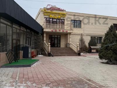 Продажа коммерческой недвижимости в Алматинской обл.: Свободное назначение, офисы, общепит, бани, гостиницы и зоны отдыха, развлечения · 3000 м² за 1.2 млрд 〒 Свободное назначение, офисы, общепит, бани, гостиницы и зоны отдыха, развлечения · 3000 м² за 1.2 млрд 〒 в Конаеве (Капчагай)