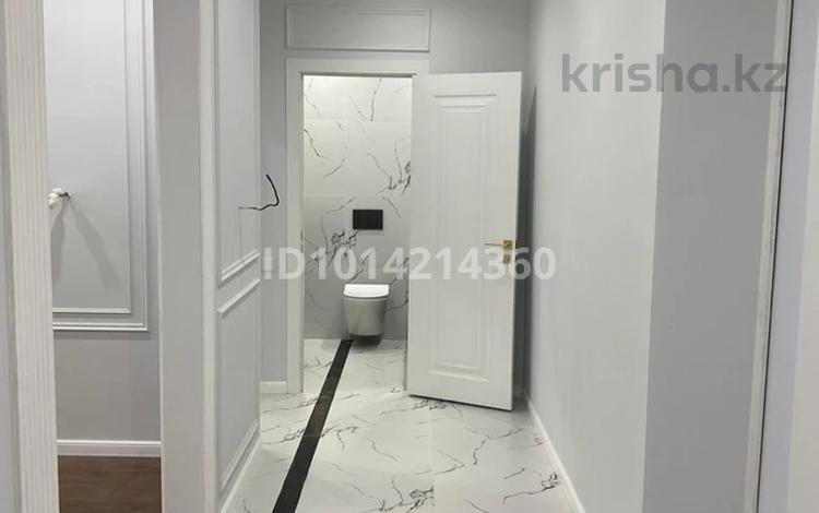 2-комнатная квартира · 62 м² · 8/10 этаж, мкр. Алтын орда, Тауелсиздик 15е — Тауелсиздик мангилик за 28.3 млн ₸ в Актобе — фото 2