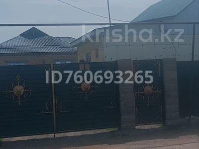 Отдельный дом · 4 комнаты · 100 м² · 6 сот., Ақ Қайын — 1 поварот за 25 млн 〒 в Уштереке