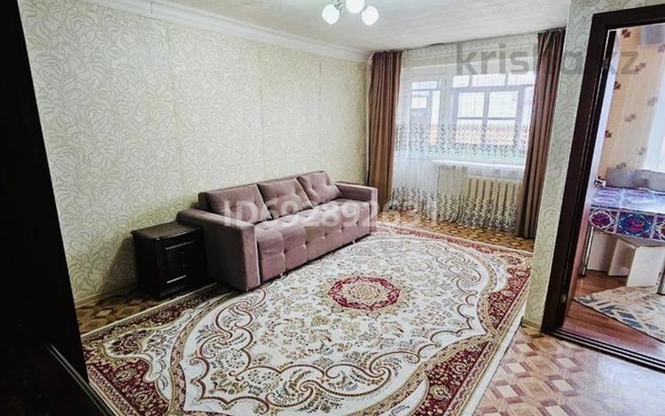 1-комнатная квартира, 33 м², 3/5 этаж, желтоксан 30/1