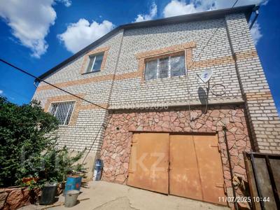 Отдельный дом · 6 комнат · 175.6 м² · 14 сот., 8 югозападный 13 — Находиться возле моста на аэропорт за 45 млн 〒 в Экибастузе