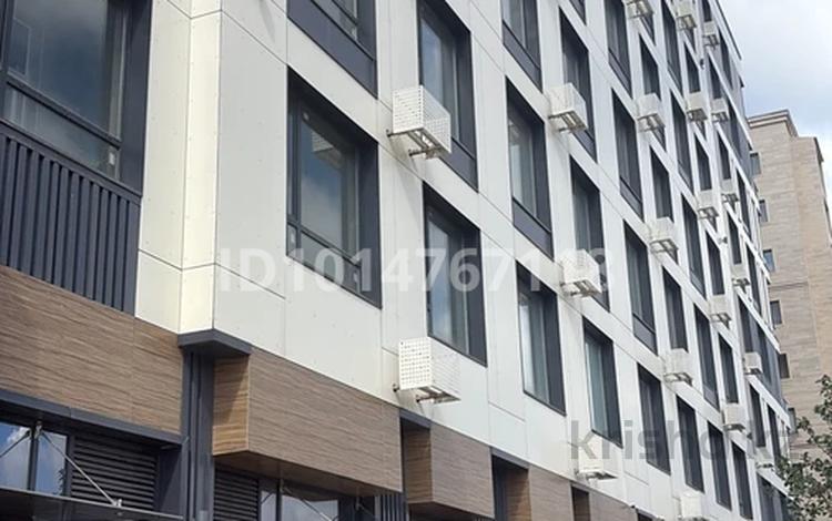 1-комнатная квартира · 36.9 м² · 9/9 этаж, мкр Юго-Восток, Букетова 50/3 за 22 млн ₸ в Караганде, Казыбек би р-н — фото 2
