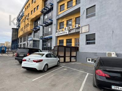 Офисы, магазины и бутики, склады, фитнес и спорт, образование · 119.7 м² за 3 500 〒 в Актау, 14-й мкр