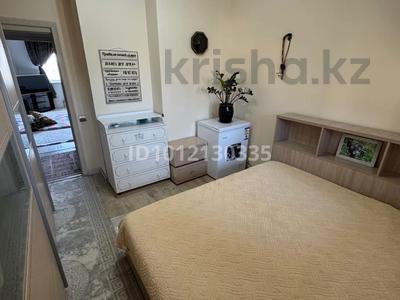 2-комнатная квартира · 60 м² · 10/10 этаж, мкр Аксай-3А 91 — Толе би Бауыржана Момышолы за 36 млн ₸ в Алматы, Ауэзовский р-н