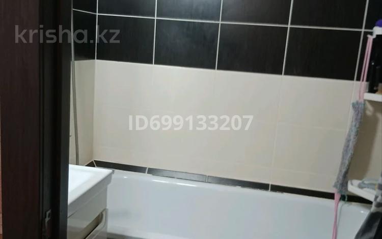 5-комнатная квартира · 106 м² · 2/6 этаж, 9мкр 106 — Беркимбаева за 22 млн 〒 в Экибастузе — фото 2